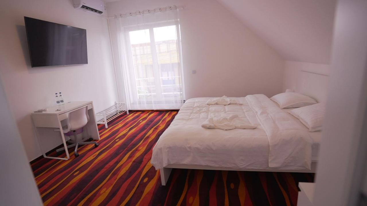 Vivo House Bed & Breakfast Targu Mures Exterior photo